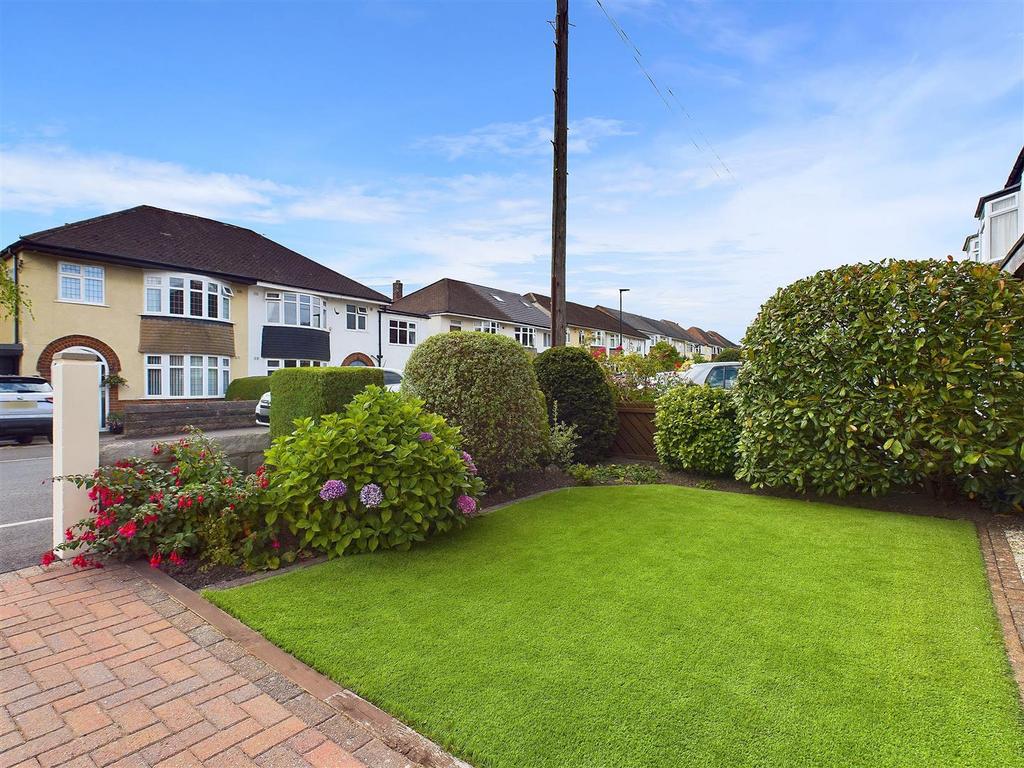 CAM02739 G0-PR0115-STILL026.jpg