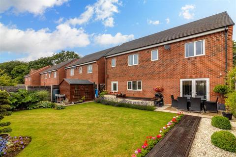 45 Summerhouse Drive, Sheffield, S8 8AD