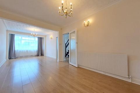 3 bedroom house to rent, Russell Road, Enfield
