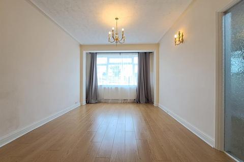 3 bedroom house to rent, Russell Road, Enfield