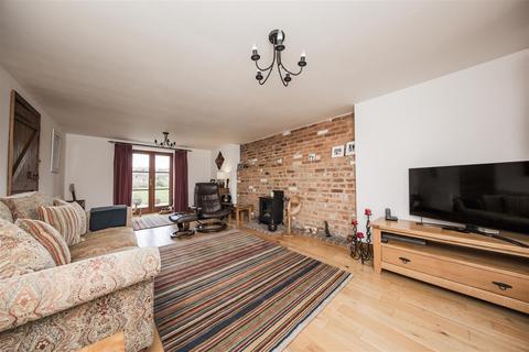 3 bedroom barn conversion for sale, Ovenden Road, Sundridge, Nr Sevenoaks TN14