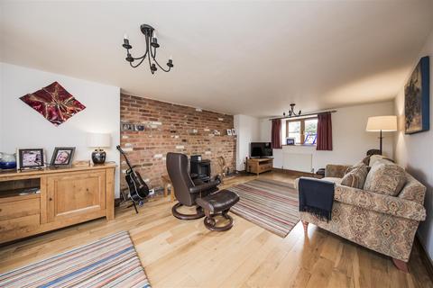 3 bedroom barn conversion for sale, Ovenden Road, Sundridge, Nr Sevenoaks TN14