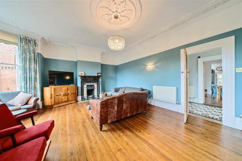 6 bedroom semi-detached house for sale, South Road