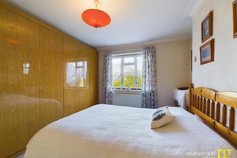17 The Drive, Harrow, HA2 7EL