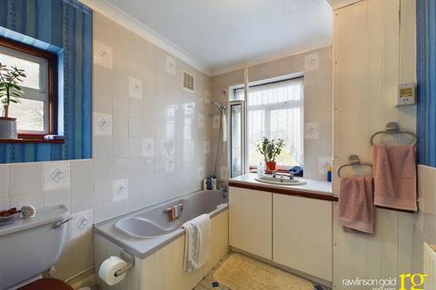 17 The Drive, Harrow, HA2 7EL