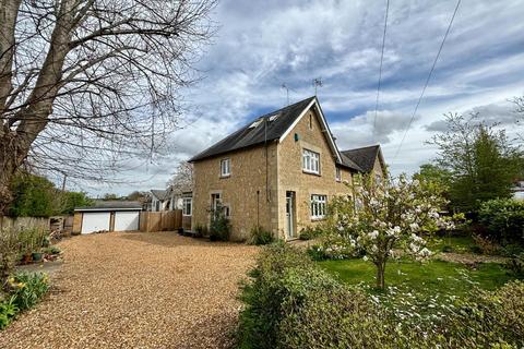 4 bedroom semi-detached house for sale, Denton Road, Horton, Northamptonshire NN7