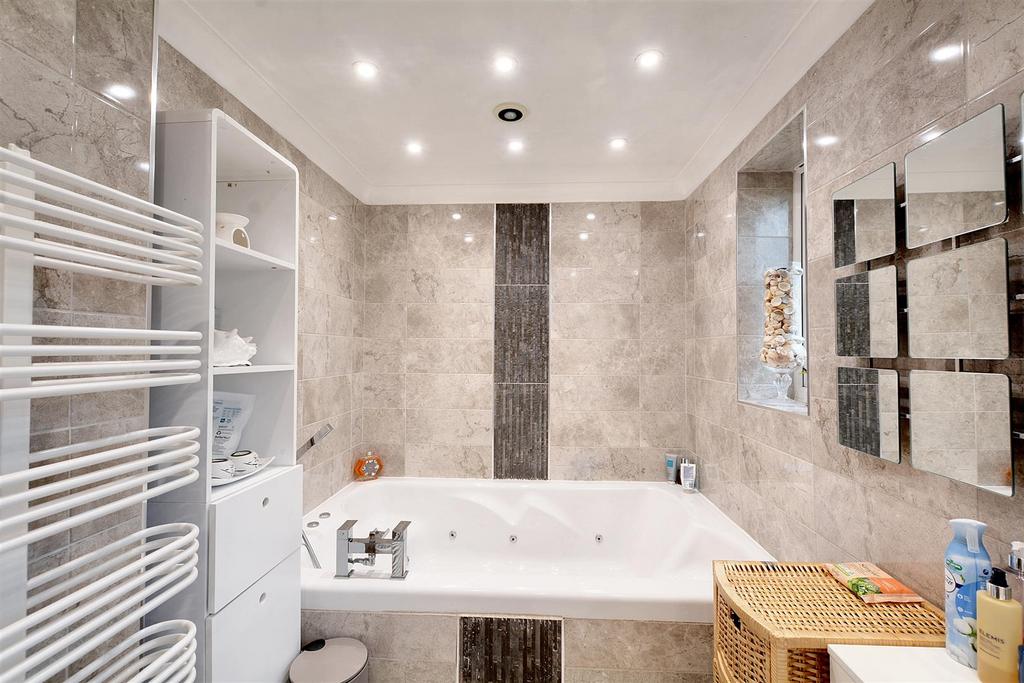 Family bathroom