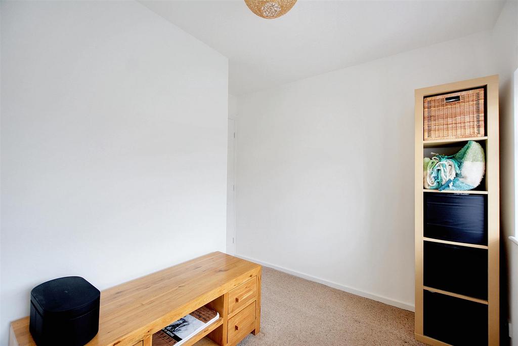 Bedroom 4 2.jpeg