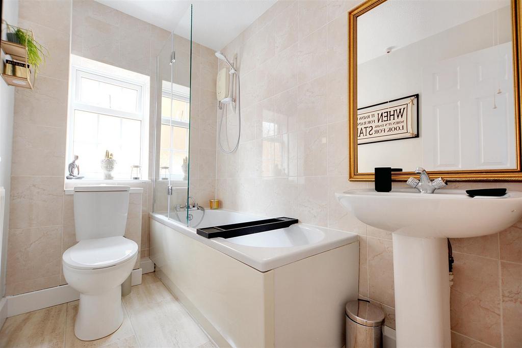 Bathroom.jpeg