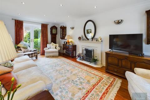 5 bedroom link detached house for sale, Hornchurch Road, Wiltshire SN12