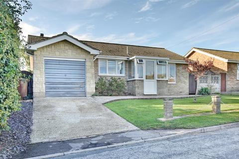 2 bedroom detached bungalow for sale, Hurstwood Close, Bexhill-On-Sea