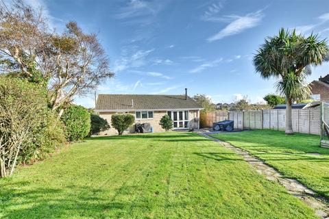 2 bedroom detached bungalow for sale, Hurstwood Close, Bexhill-On-Sea