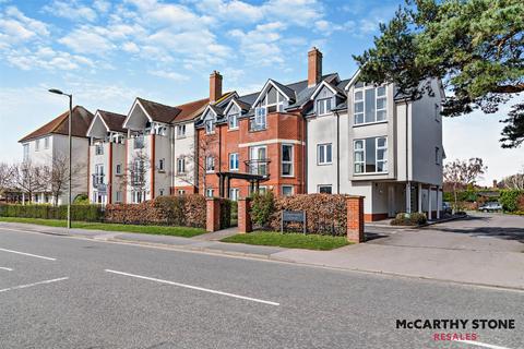 1 bedroom apartment for sale, Farringford Court, Avenue Road, Lymington, Hampshire, SO41 9PA