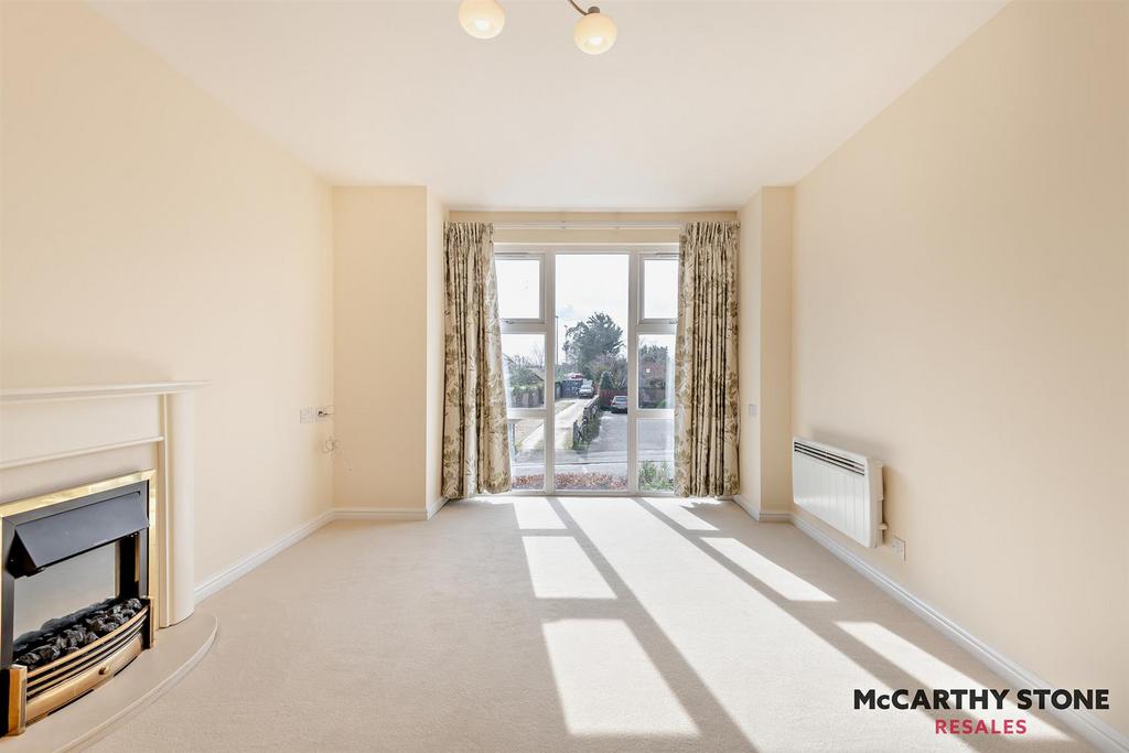 8589580-interior10-800.jpg
