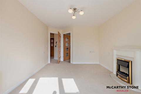 undefined, Farringford Court, Avenue Road, Lymington, Hampshire, SO41 9PA