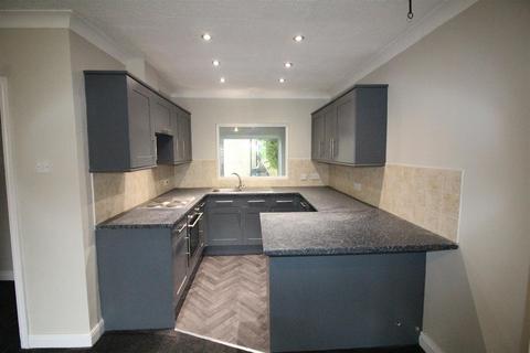 4 bedroom semi-detached house for sale, Copley Hill, Birstall, Batley