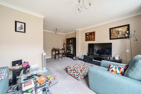 3 bedroom terraced house for sale, Signal Close, Henlow, SG16