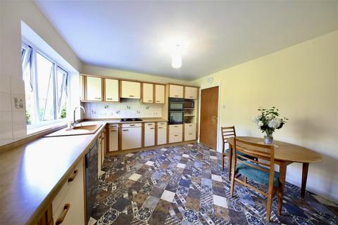 4 bedroom detached house for sale, Melton Road, North Ferriby