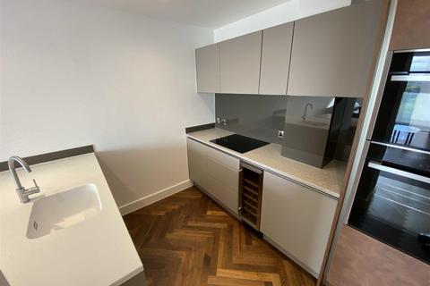 1 bedroom apartment to rent, South Tower Deansgate Square, Owen Street