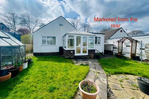 3 bedroom detached bungalow for sale, Jackroyd Lane, Huddersfield HD4