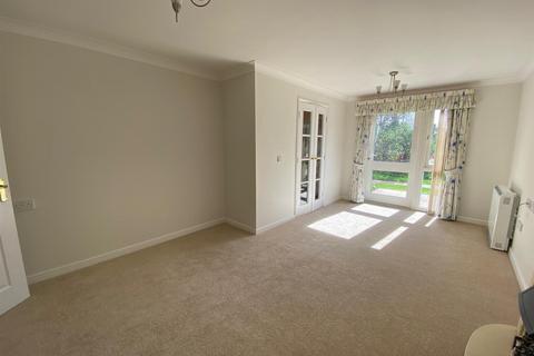 2 bedroom retirement property for sale, Santler Court, Worcester Road, Malvern