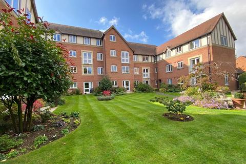 2 bedroom retirement property for sale, Santler Court, Malvern