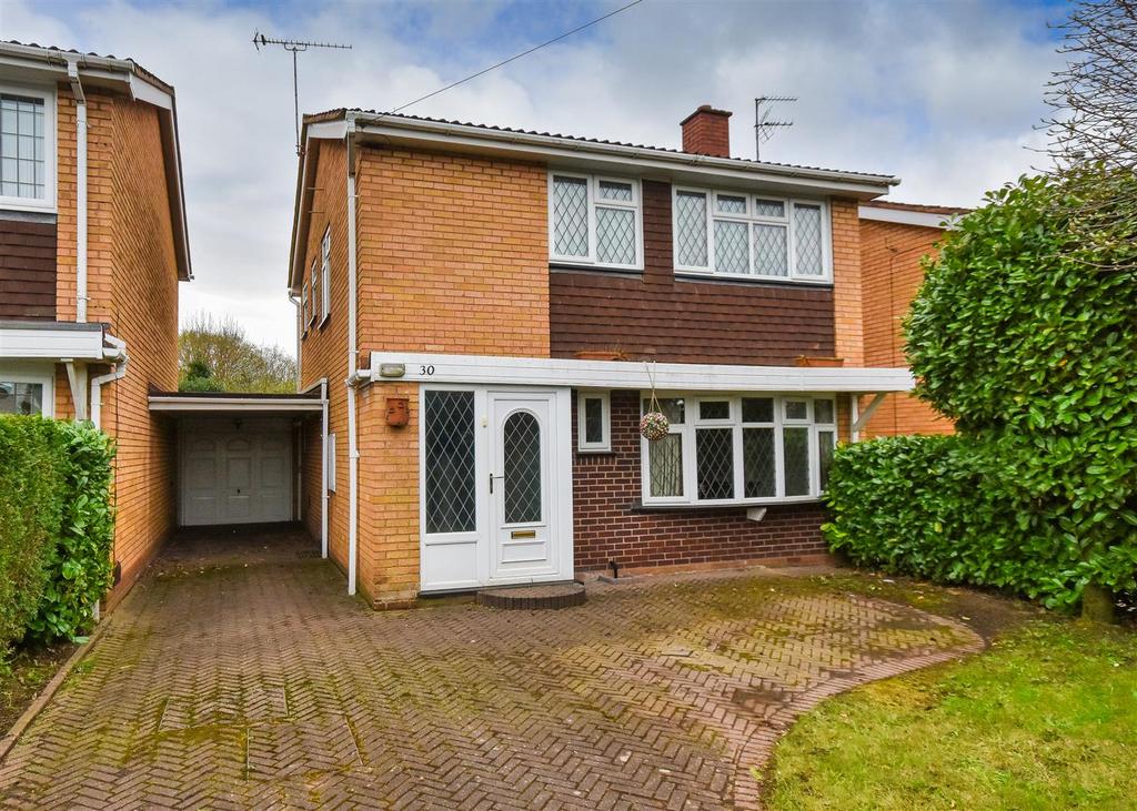 30 Sytch Lane, Wombourne, Wolverhampton 3 bed link detached house for
