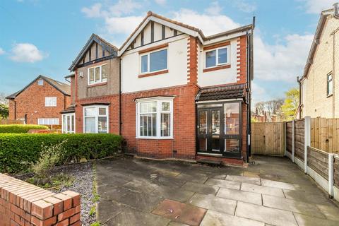 3 bedroom semi-detached house for sale, Southern Road, Sale