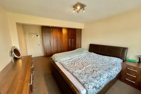 3 bedroom end of terrace house for sale, Wisden Road, Stevenage