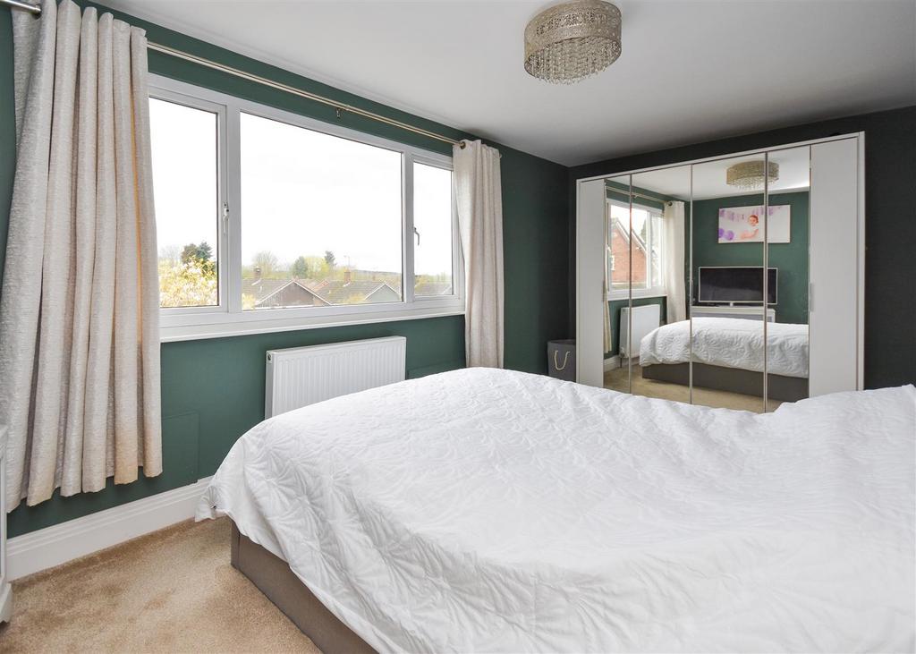 3 Greenfields Road - Principal Suite (2).jpg