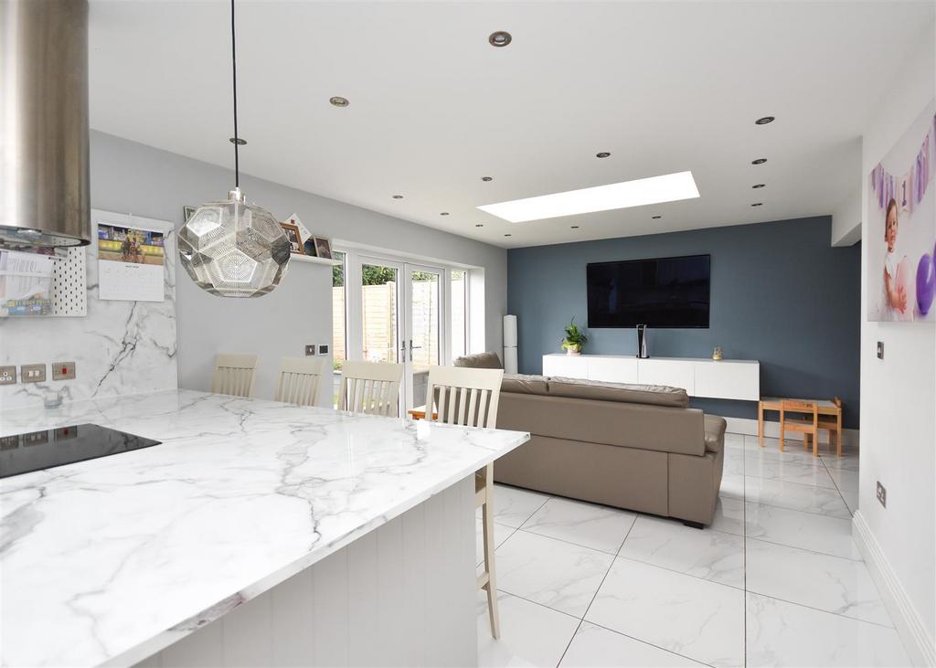 3 Greenfields Road - Living Kitchen Dining.jpg