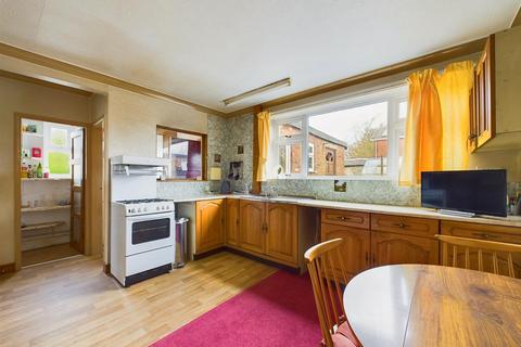 3 bedroom semi-detached house for sale, Birchfield Road, Nottingham NG5