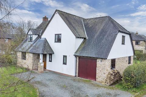 4 bedroom detached house for sale, St. Michaels Close, Lydbury North
