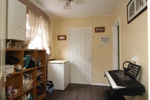 2 bedroom semi-detached house for sale, Coronation Close, Broadstairs