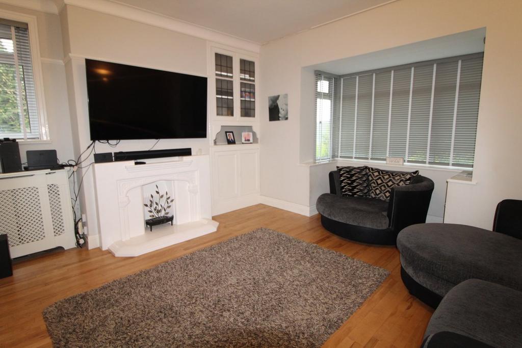 Sleningford Road, Crossflatts, Bingley, BD16 3 bed detached bungalow for sale £349,999