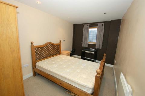 2 bedroom flat to rent, Magellan House, Armouries Way, Leeds