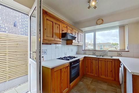 2 bedroom detached bungalow for sale, Boughton Avenue, Broadstairs