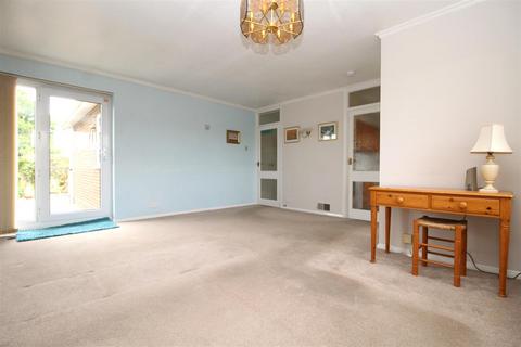 2 bedroom detached bungalow for sale, Boughton Avenue, Broadstairs