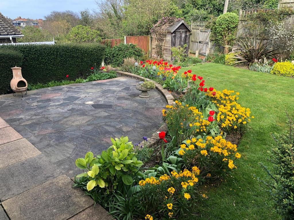 Garden2.jpg
