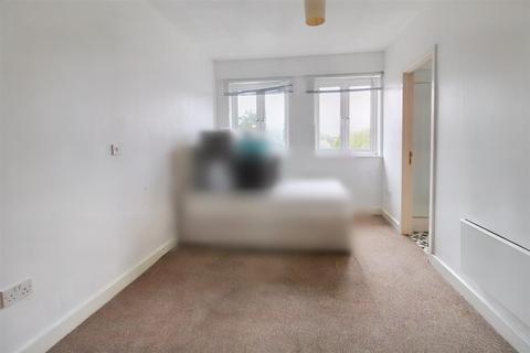 2 bedroom flat for sale, Ockbrook Drive, Nottingham