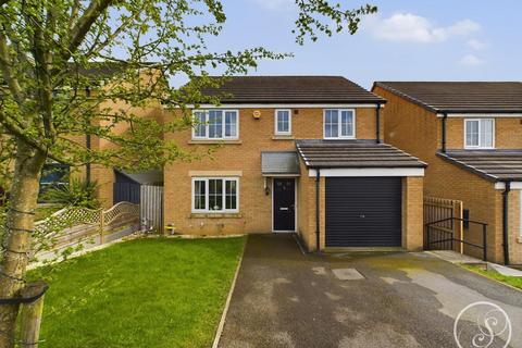 4 bedroom detached house for sale, Alder Road, Whinmoor, Leeds