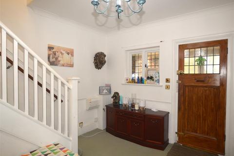 3 bedroom semi-detached house for sale, Chorleywood Road, Rickmansworth