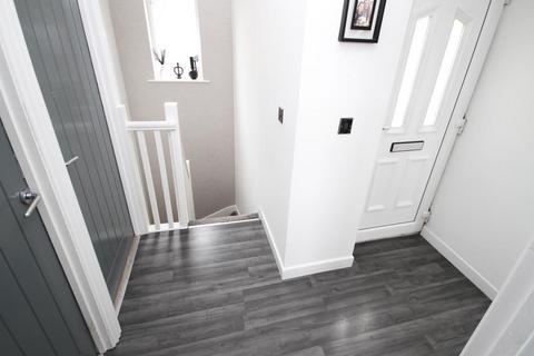 3b Hazel Mount, Shipley, BD18 2LH