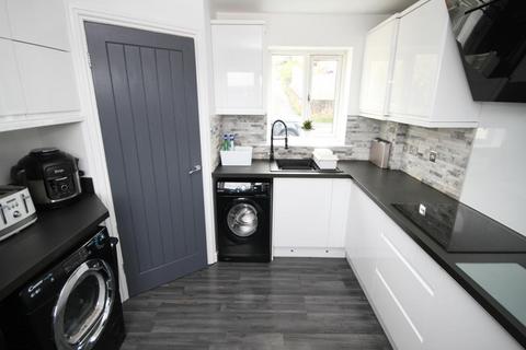 3b Hazel Mount, Shipley, BD18 2LH