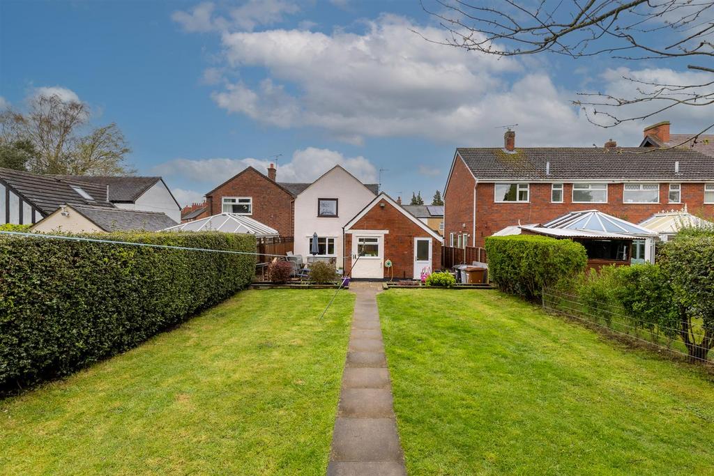 Rope Lane, Shavington, Cheshire 3 bed semidetached house for sale £