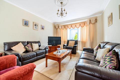 3 bedroom semi-detached house to rent, Walmington Fold, Woodside Park
