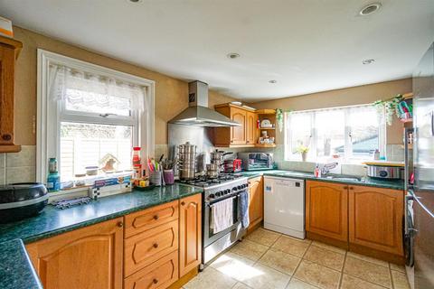 4 bedroom semi-detached house for sale, Vale Road, St Leonards-on-sea