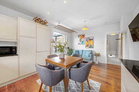 35 Brading Road, London, SW2 2AP
