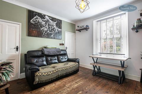 71 Carr Road, Sheffield, S6 2WY