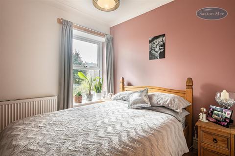 71 Carr Road, Sheffield, S6 2WY